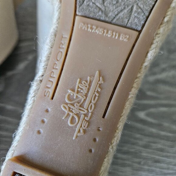 LifeStride Womens Beige Omega Wedge Sandal Flower Memory Foam Size 7M Boho Coast - Picture 12 of 16